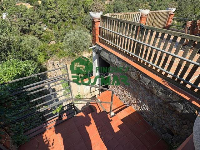 Casa en venta en Lloret de Mar, Lloret Residencial Montlloret Costa Brava. OPORTUNIDAD VIVIENDA CON DOS APARTAMENTOS INDEPENDIENTES. Casas Lloret de.