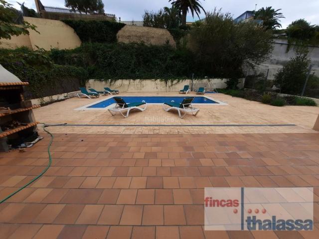 Casa en venta en Lloret de Mar, Montgoda Costa Brava. GRAN CASA CON 3 VIVIENDAS INDEPENDIENTES. Casas Lloret de.