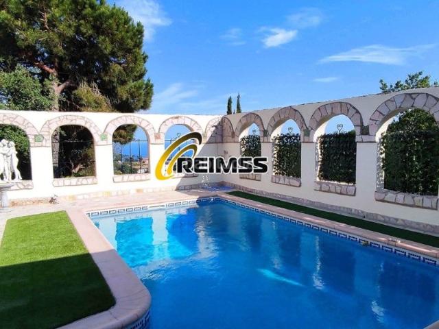 Casa en venta en Lloret de Mar, Serra Brava Costa Brava. Casa de 6 habitaciones en Lloret de Mar. Casas Lloret de.