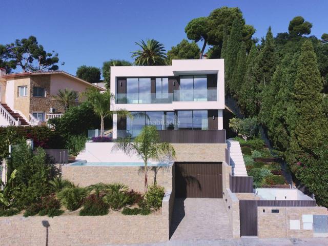 Casa en venta en Lloret de Mar, Roca Grossa Costa Brava. Venta de Casa en Lloret de Mar. Casas Lloret de.