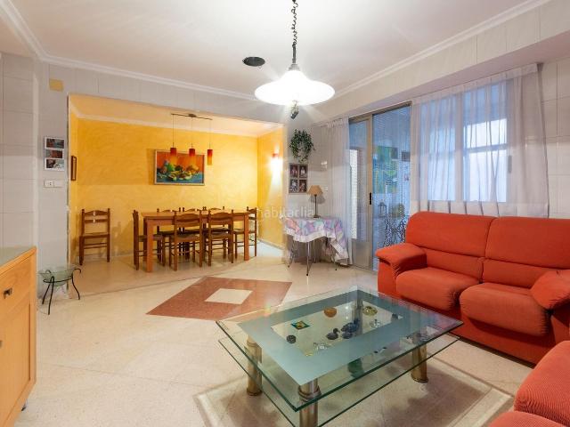 Casa en venta en Llutxent. te has planteado una nueva forma de vida? o te has planteado una buena inversión?. Casas.
