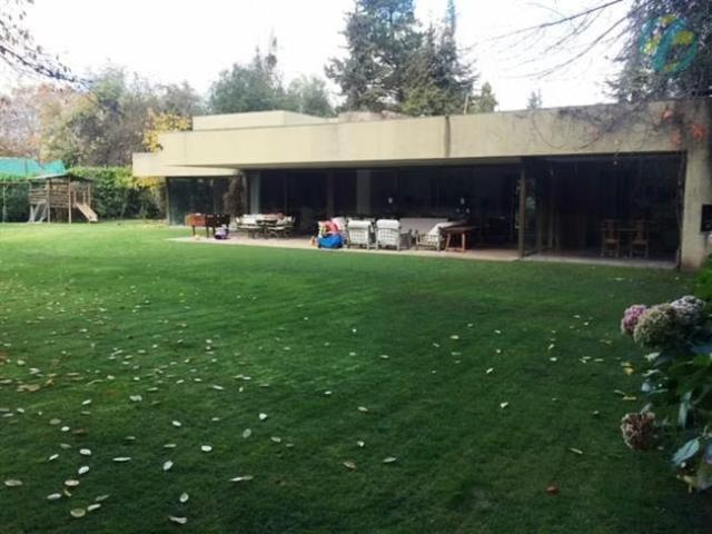 Casa en venta en Lo Barnechea | 5 dormitorios por 107000.00 en Lo Barnechea