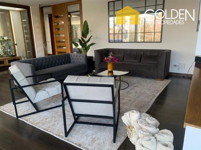 Casa en Venta en Lo Barnechea valle Escondido