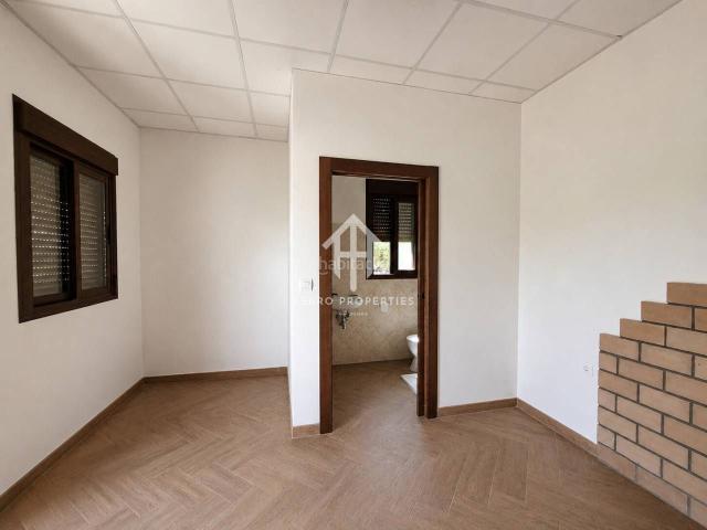 Casa en venta en Loja. Casa con Terreno Urbanizable en Loja. Casas.