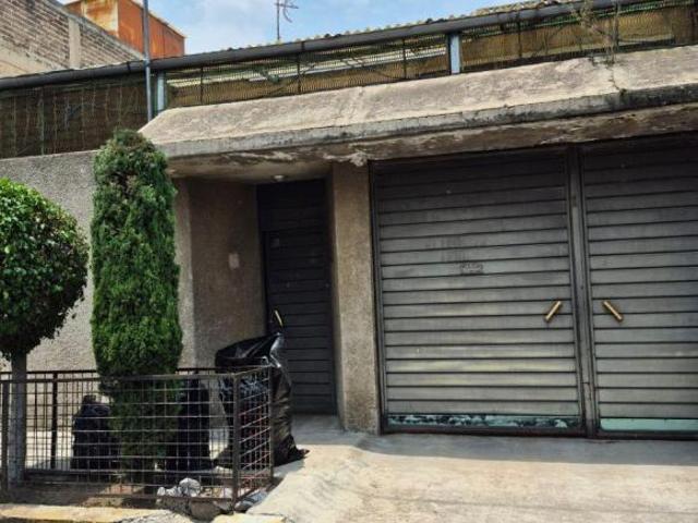 Casa en venta en Loma Bonita, Nezahualcoyotl, Estado de Mexico