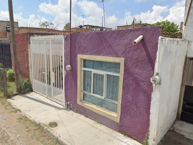 Casa en Venta en Loma Bonita 1a Sección, Tonalá, Jalisco Oportunidad Habitacional