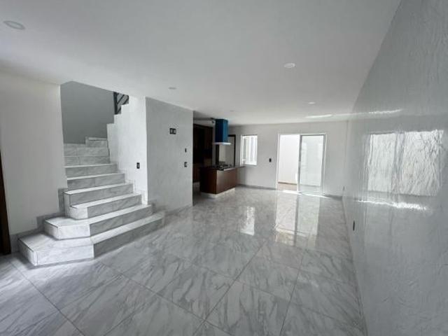 CASA EN VENTA EN LOMA DE LA SOLEDAD TONALÁ