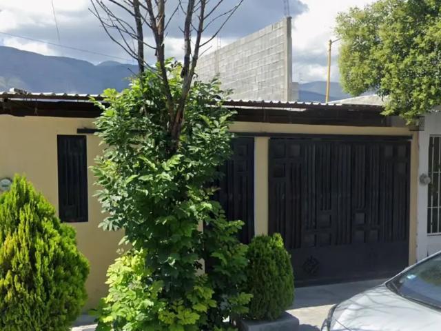 CASA EN VENTA EN LOMA LINDA, SALTILLO, COAHUILA