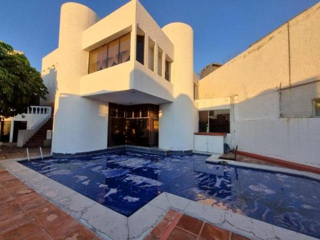 CASA EN VENTA EN LOMADA DORADA CON ALBERCA 4