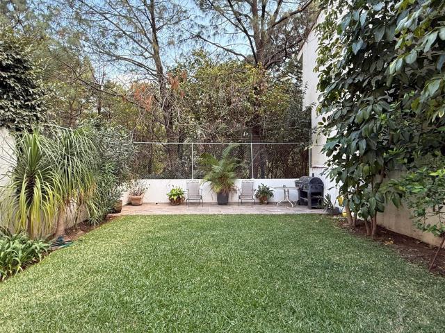Casa en venta en Lomas Altas con vista a la ca?ada