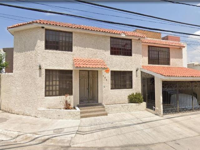 Casa en venta en Lomas Cuarta Sección, San Luis Potosí, San Luis Potosí