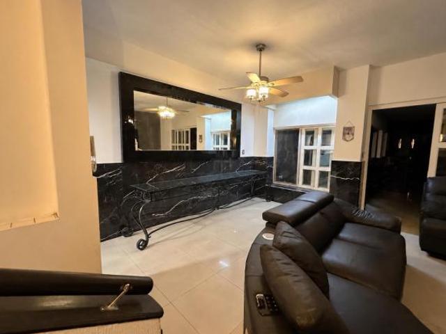 Casa en Venta en Lomas de Oblatos, Guadalajara