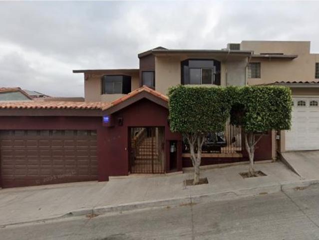 Casa en venta en Lomas de Agua Caliente 1ra. Sección, Tijuana, Baja California