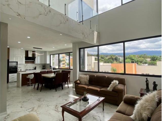 Casa en venta en Lomas de Ahuatlán, Cuernavaca, Morelos