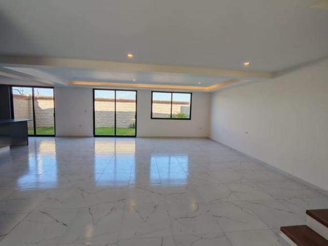 Casa en venta en Lomas de Angelopolis II, San Andres Cholula Puebla