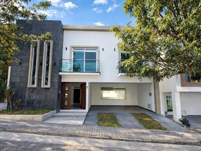 Casa en venta en Lomas de Angelópolis II, San Andrés Cholula, Puebla