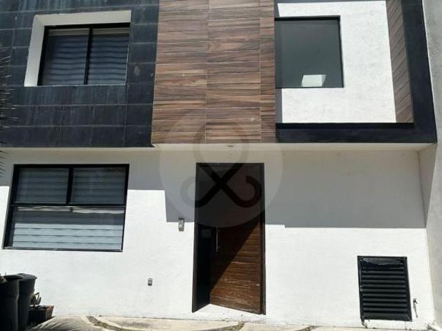 Casa en venta en Lomas de Angelópolis