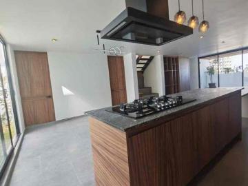 Casa en Venta en Lomas de Angelópolis