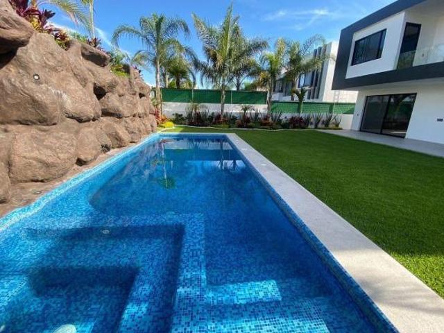 casa en venta en lomas de cocoyoc
