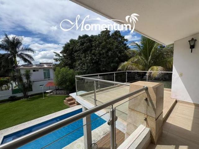CASA EN VENTA EN LOMAS DE COCOYOC