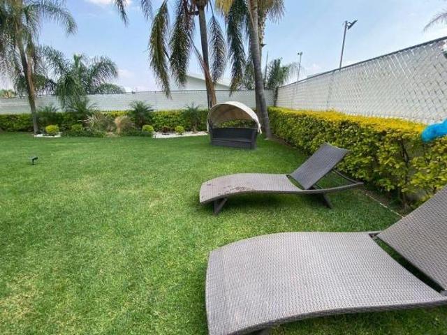 CASA EN VENTA EN LOMAS DE COCOYOC