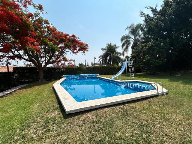Casa en venta en Lomas de Cocoyoc, Atlatlahucan, Morelos