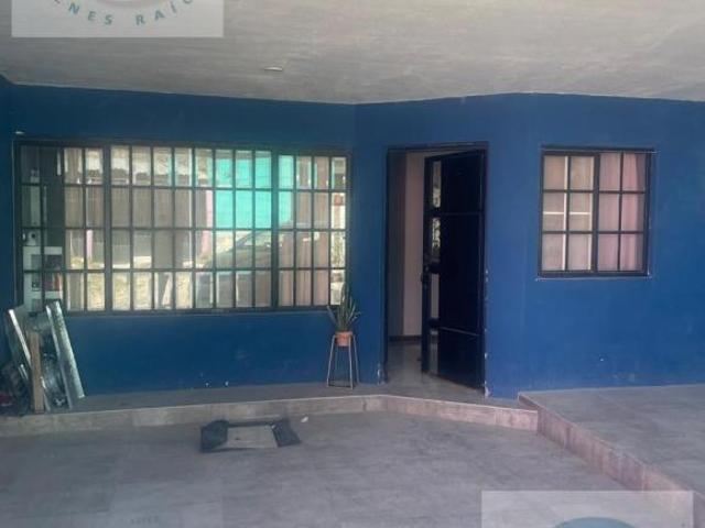 CASA EN VENTA EN LOMAS DE LA PRIMAVERA