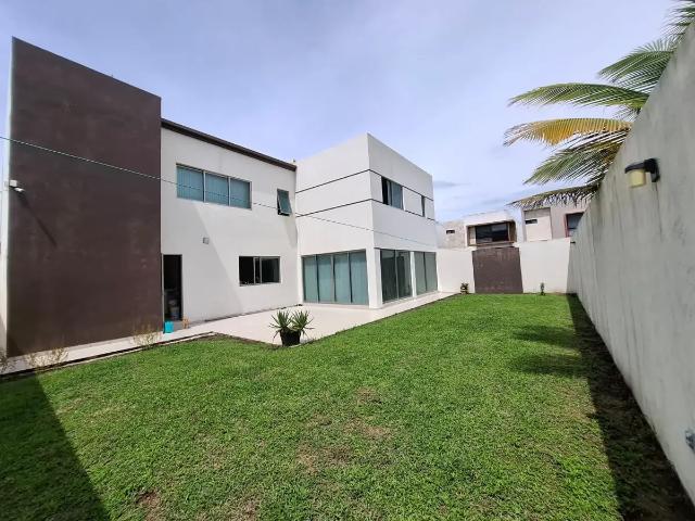 CASA EN VENTA EN LOMAS DE LA RIOJA ALVARADO, VERACRUZ,VER