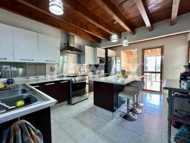 Casa en venta en Lomas de las Águilas 4