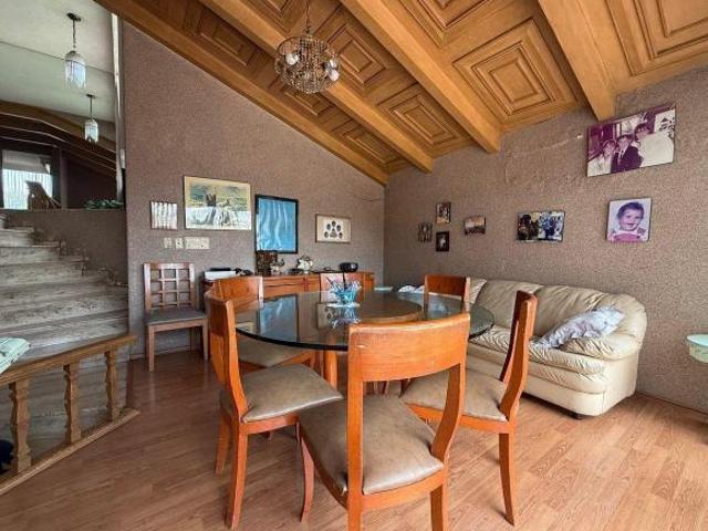 CASA EN VENTA EN LOMAS DE LAS PALMAS