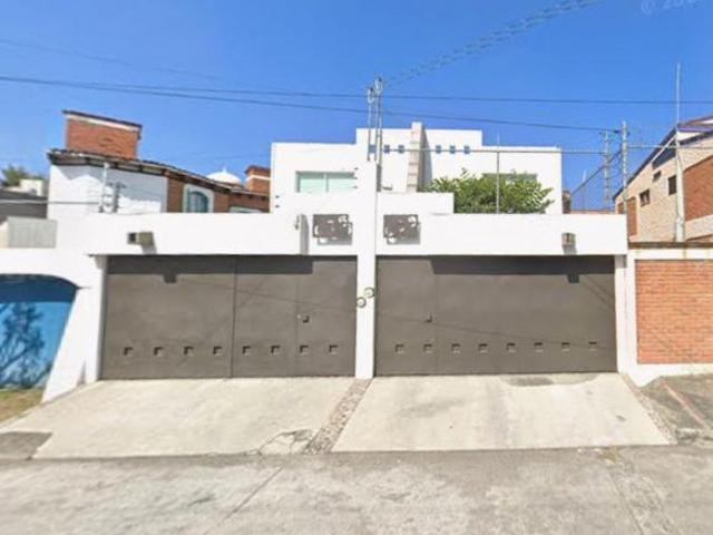CASA EN VENTA EN LOMAS DE STA MARIA MORELIA!