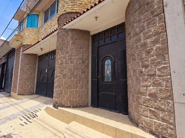 CASA EN VENTA EN LOMAS DE SAN LORENZO, TLÁHUAC