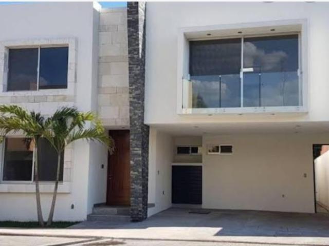 Casa en venta en Lomas de Santa Elena, Colima, Colima