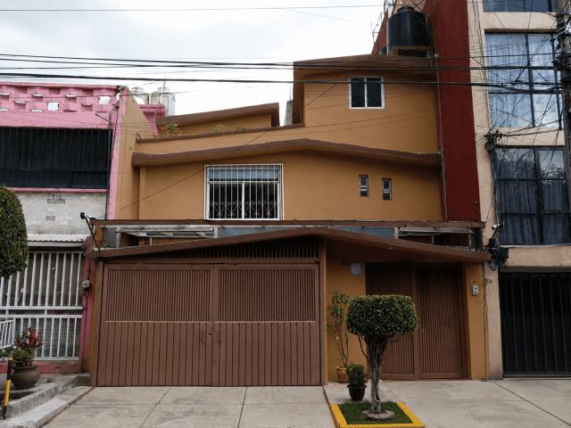 Casa en venta en Lomas de Sotelo