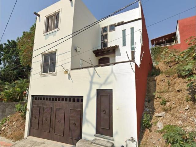 Casa en venta en Lomas de Tzompantle, Cuernavaca, Morelos