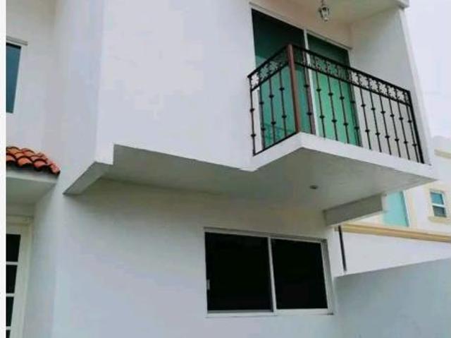 Casa en venta en Lomas de Tzompantle, Cuernavaca, Morelos