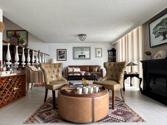 Casa en venta en Lomas de Tarango