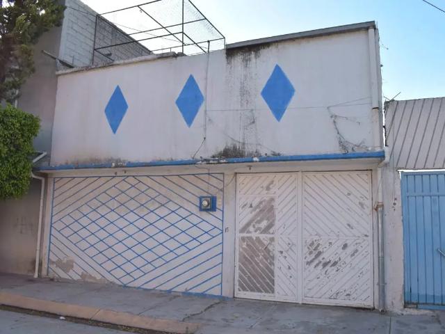Casa en Venta en Lomas de Tecámac: Amplia, Funcional y Bien Ubicada