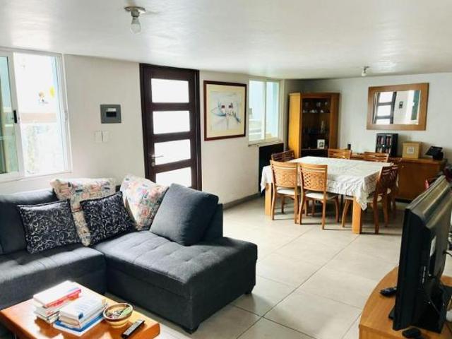 Venta de Casa en Lomas de Valle Dorado