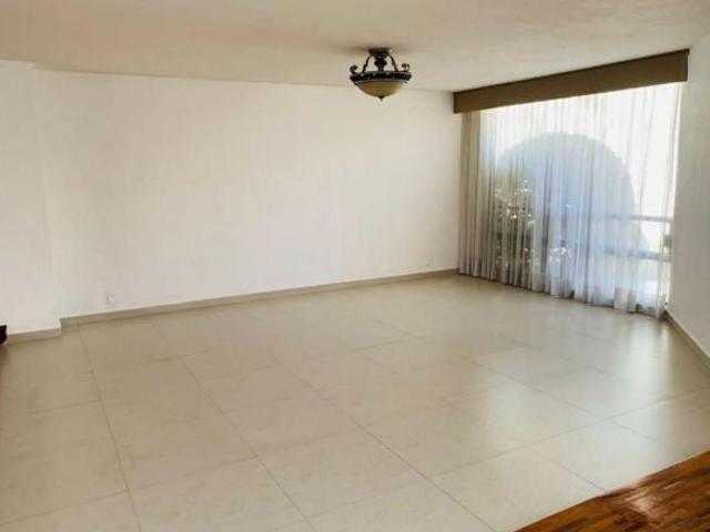 Casa en Venta en Lomas de Vista Hermosa, Cuajimalpa