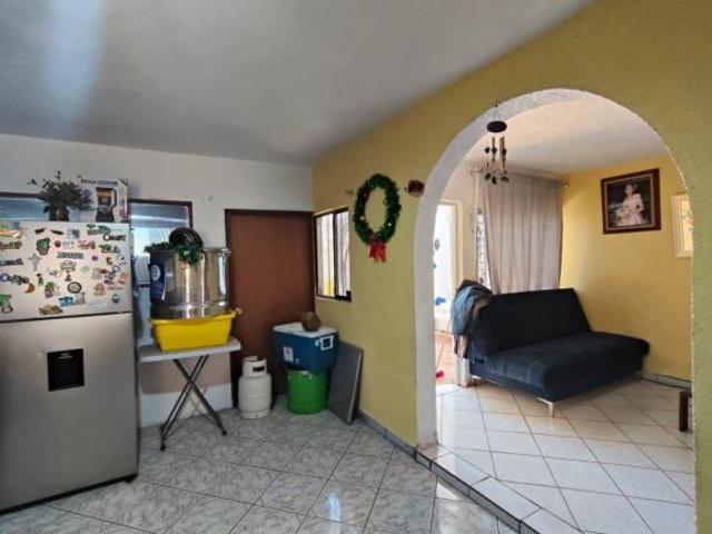 CASA EN VENTA EN LOMAS DEL VALLE, SANTIAGO DE QUERÉTARO