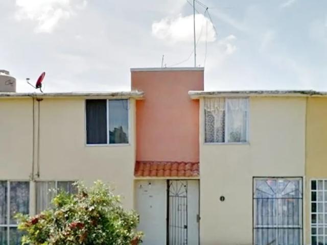 Casa en venta en Lomas del Aeropuerto, El Salto, Jalisco