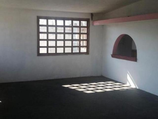 CASA EN VENTA EN LOMAS DEL BOSQUE