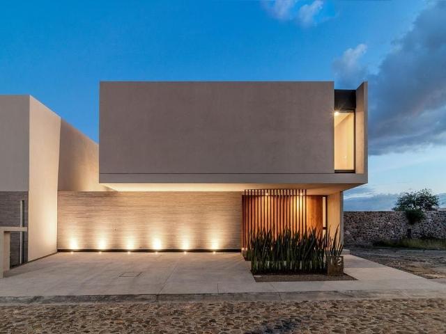 Casa en venta en lomas del campanario norte