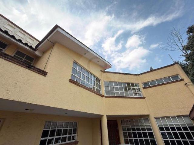 Casa en venta en Lomas del Chamizal