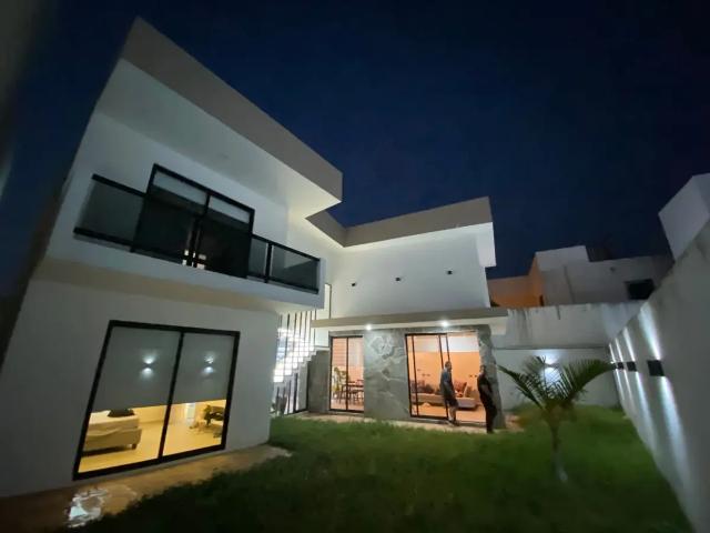 CASA EN VENTA EN LOMAS DEL MAR ALVARADO, VER