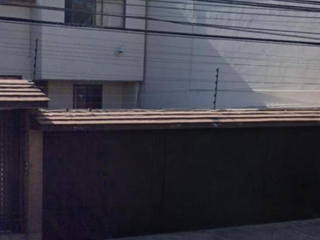 Casa en venta en Lomas del parque