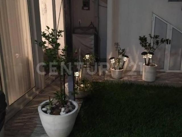 Casa En Venta En Lomas Del Refugio