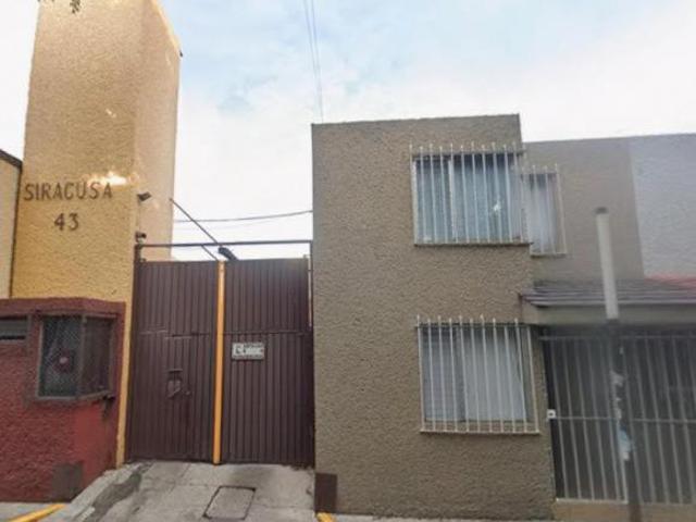 Casa en venta en Lomas Estrella, Iztapalapa, CDMX. CLM