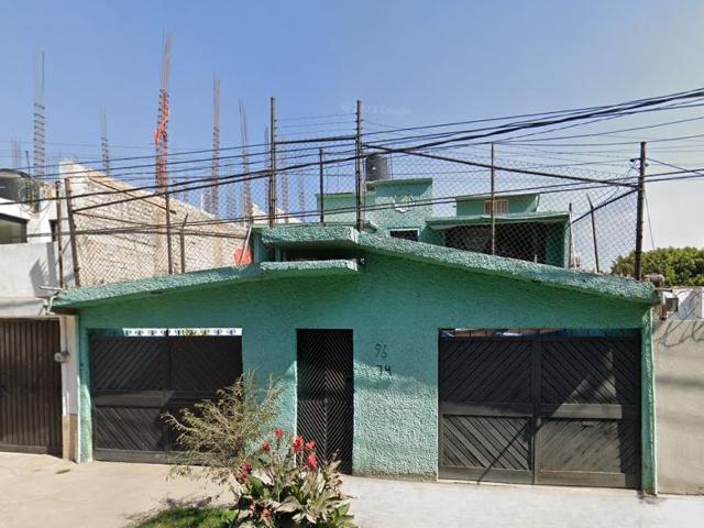 Casa en venta en Lomas Estrella, Iztapalapa Cerca de servicios esenciales